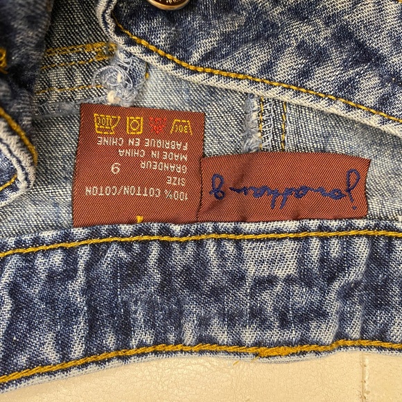 Women jeans shorts size 8 US - Picture 4 of 4